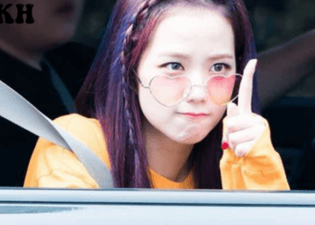 Blinks angry at a brand that unfollowed Jisoo on Instagram after the contract expired