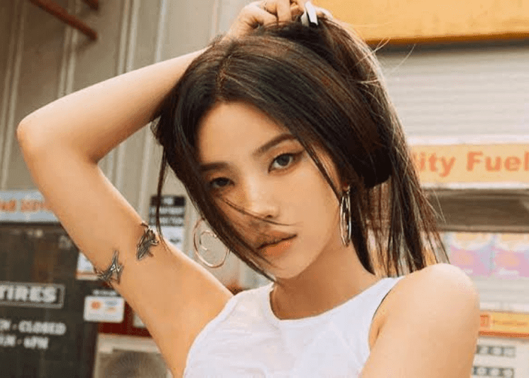 Jeon Soyeon leaves Cube and K-netizens’ reactions