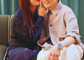 A famous actor and his singer wife are expecting their second child
