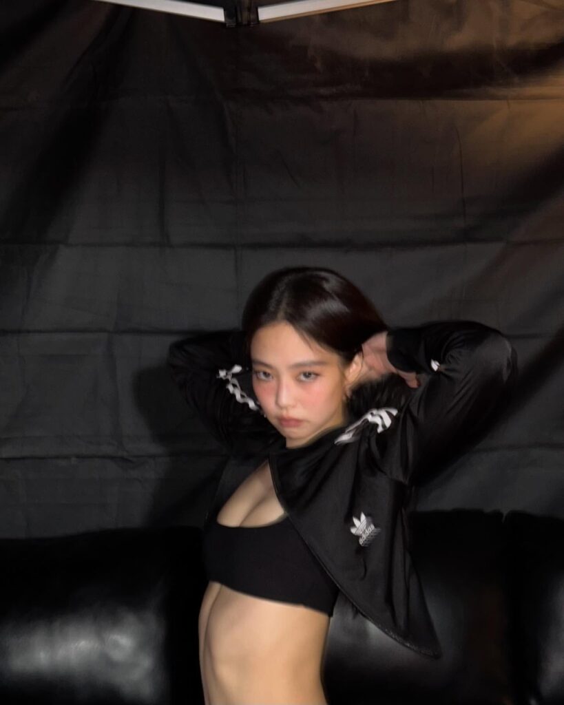 What’s That Line on Jennie’s Stomach? k-Netizens React 