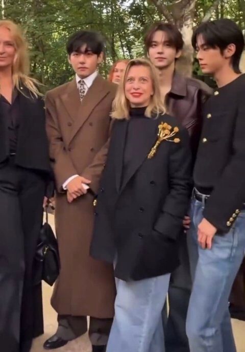 K-Netizens React to BTS’s V Standing Next to TWS Members at Celine